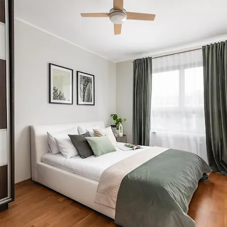 Apartment Ts New Town Comfy & Roomy *
